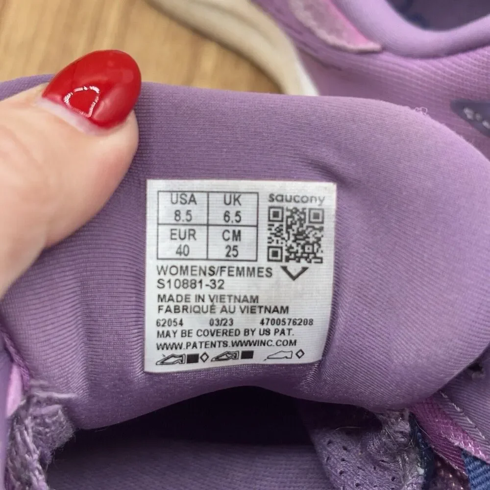 Saucony Triumph 21‎ Women's Size 8.5 Road Running Shoes Sneakers Grape Indigo